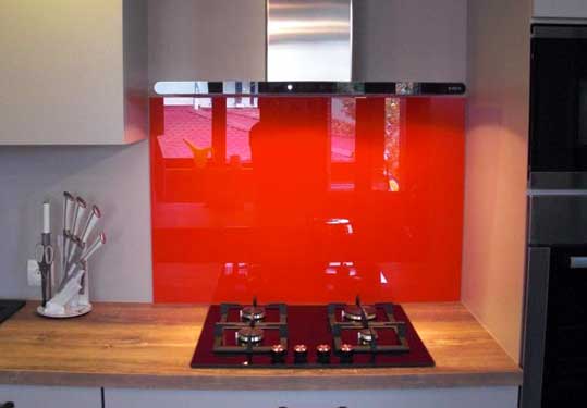 credence verre laque rouge 1200 x 450 mm